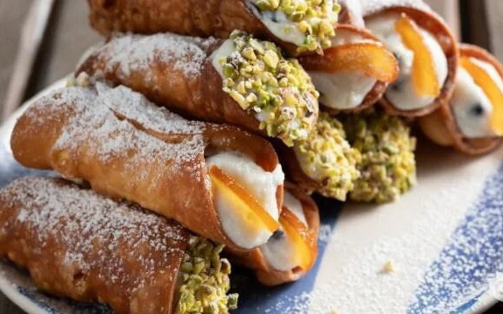 Cannoli from Scratch with Erica Foffi