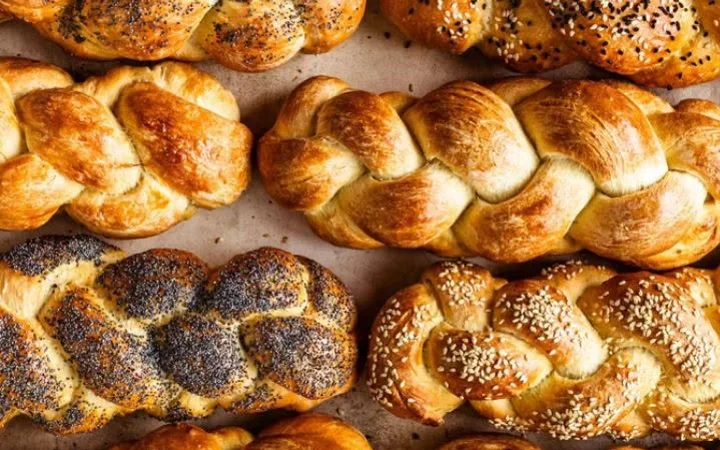 Challah & Babka by Alissa Kondogiannis