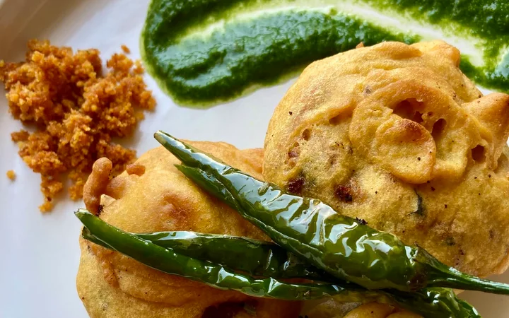 Aamchi Mumbai — Our Mumbai by Bhuvana & Sumi Subramoniam