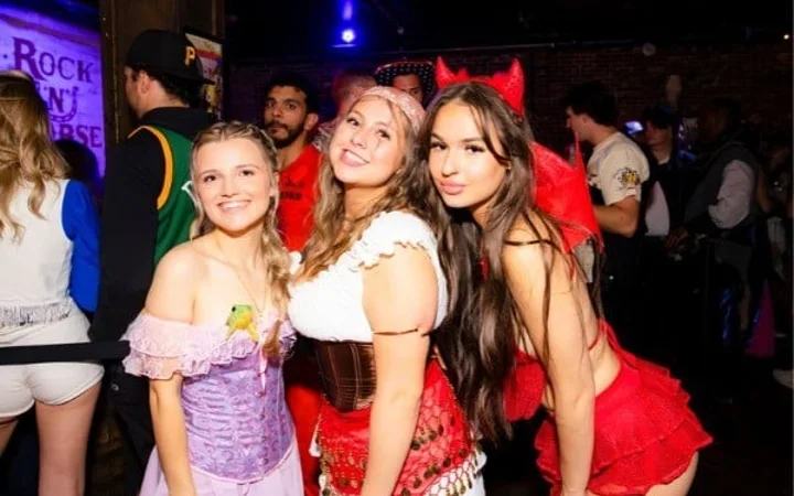 Ghouls Just Want to Have Fun Bar Crawl