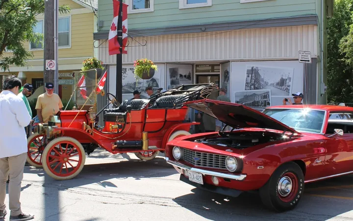 Race Weekend on Main Street Unionville
